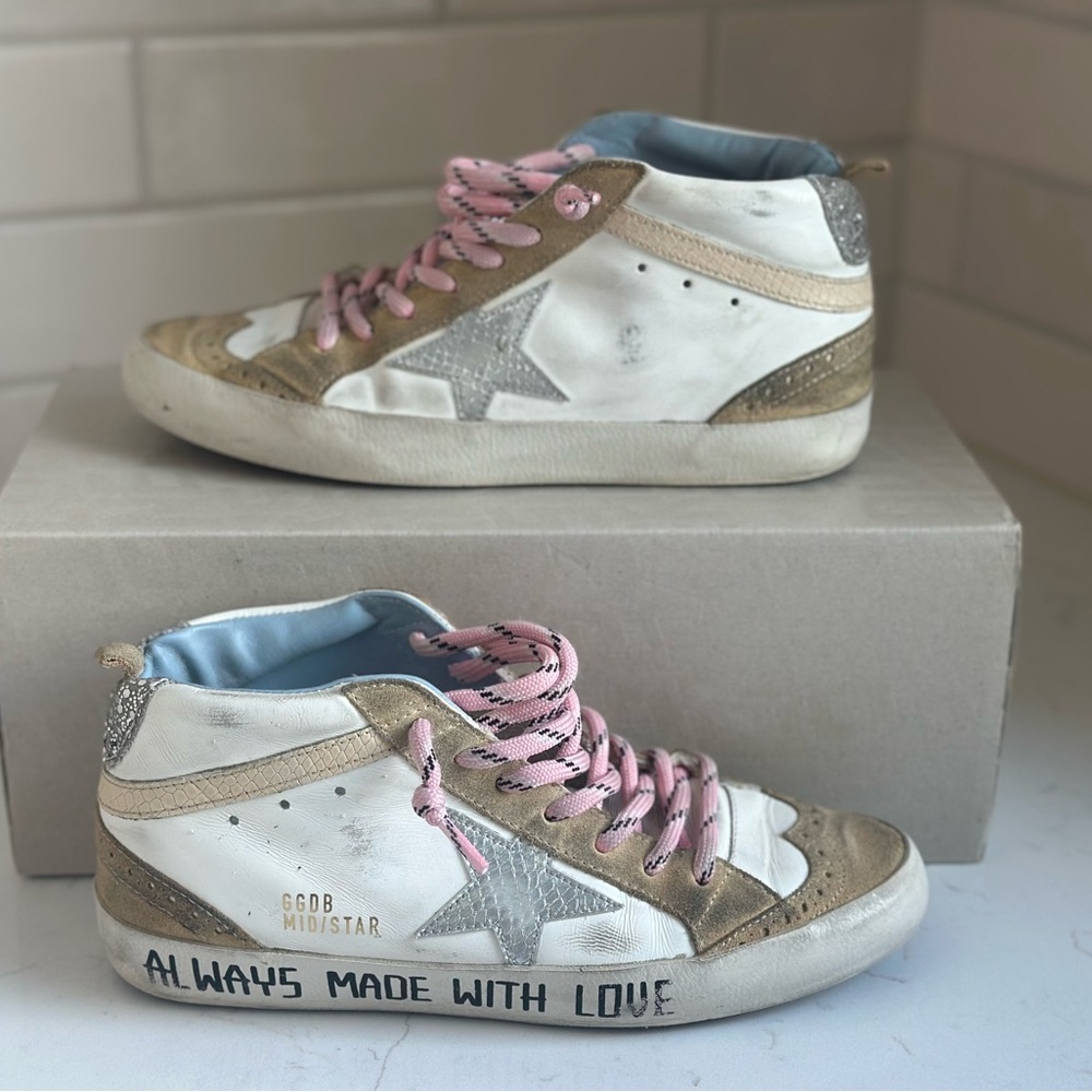 Golden Goose Mid Star White and Gold Sneakers with Pink Laces